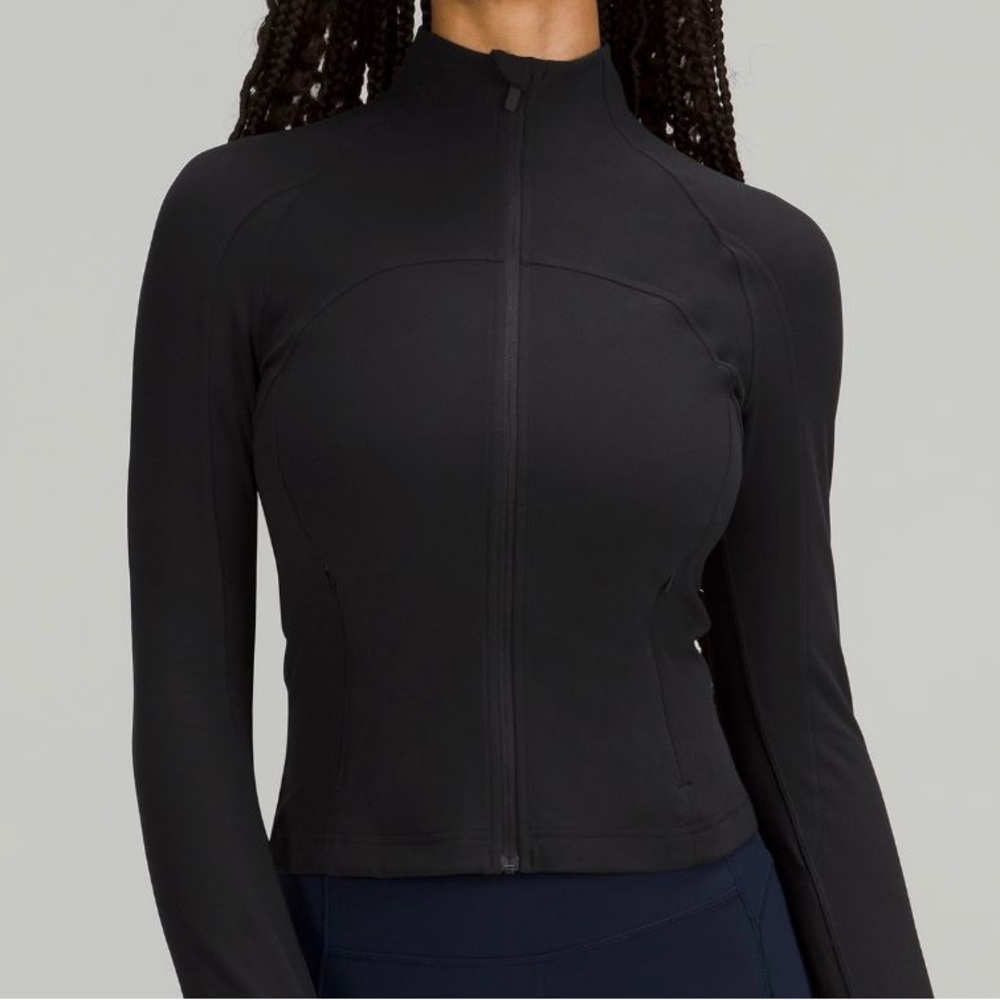 Define cropped jacket nulu